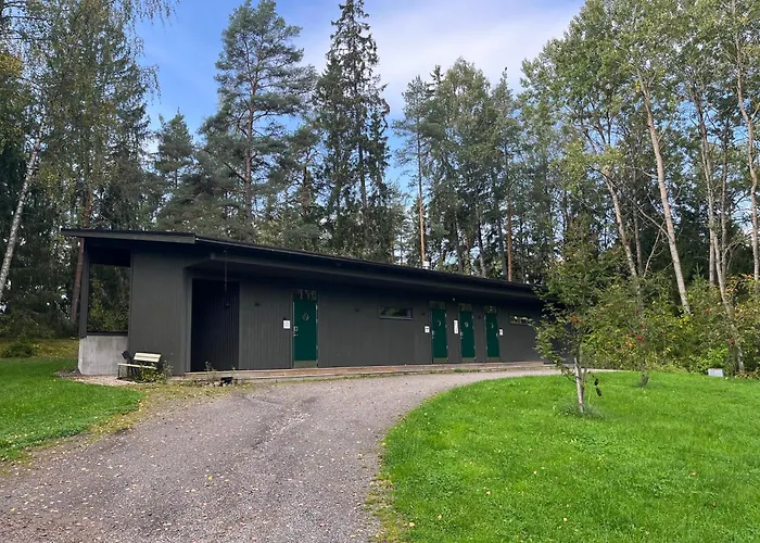 Vuohensaari, Rantatalo 5 营地 萨罗
